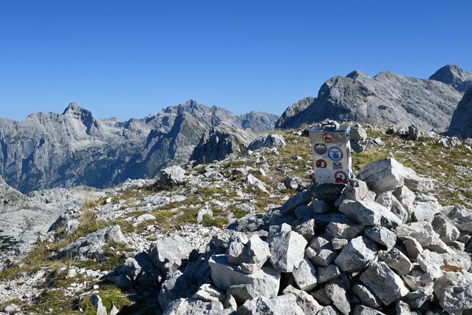 Kraljevska krožna tura v Julijcih z Zelnarico in Dolino Triglavskih jezer #video #foto