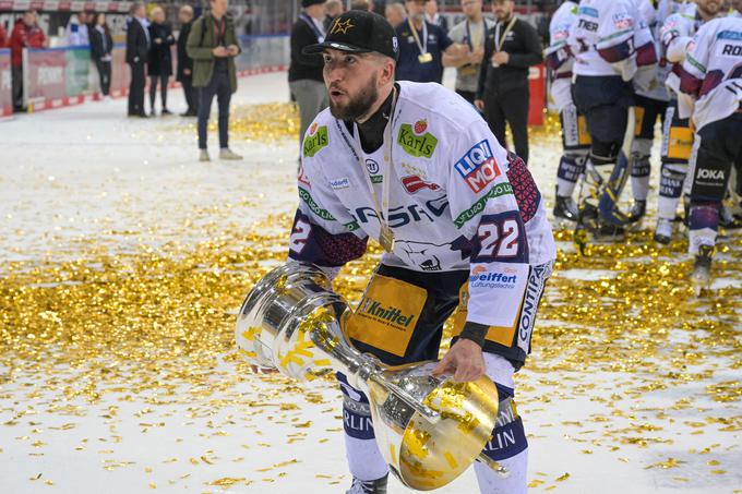 Takole se je aprila lani veselil naslova nemškega prvaka. | Foto: Guliverimage