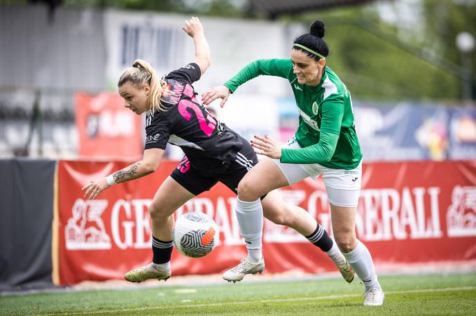 Noelle Vilčnik | Tretji gol za Muro je zabila Noelle Vilčnik (levo). | Foto Jure Banfi/alesfevzer.com