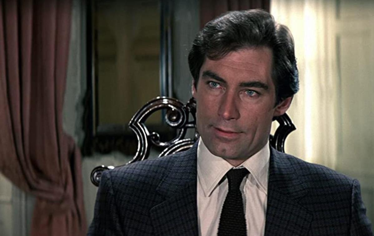 Timothy Dalton, James Bond