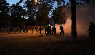 Protest 5. oktobra: policija po ugotovitvah komisije prisilna sredstva uporabila zakonito