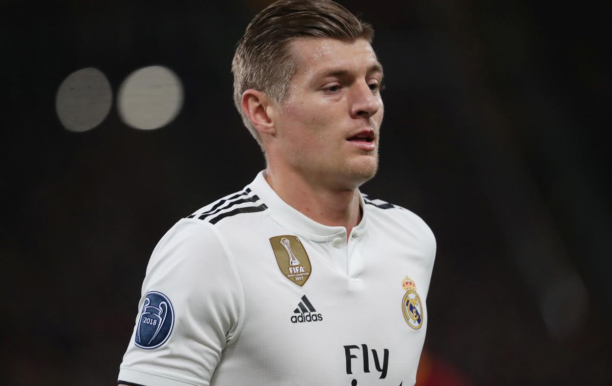 Toni Kroos | Igralec madridskega Reala Toni Kroos ni bil preveč navdušen nad vprašanji nemškega novinarja.  | Foto Reuters