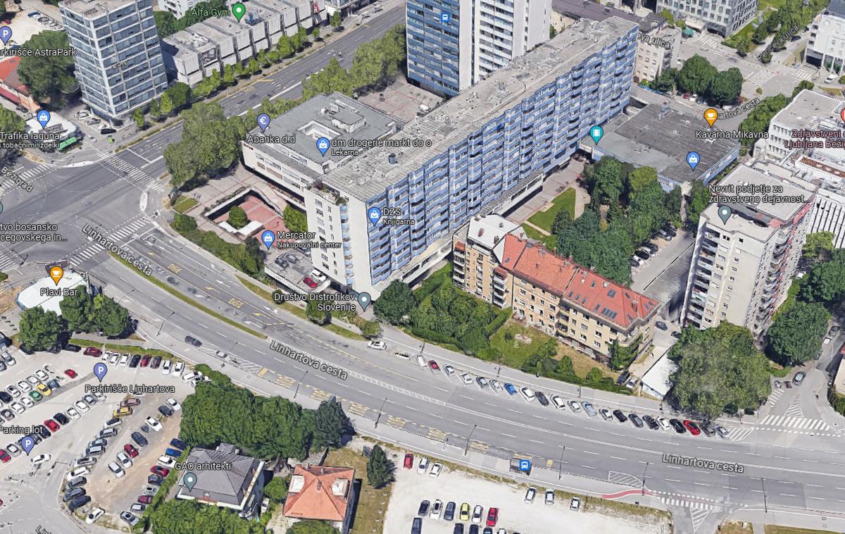 Linhartova cesta | Na Linhartovi cesti se bodo kmalu začela obsežna prenovitvena dela. Cesto naj bi prenavljali osem mesecev. | Foto Google maps