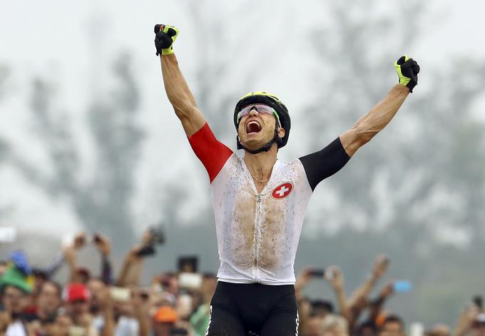 Nino Schurter je popravil zgodovinski dosežek Čeha. | Foto: Reuters