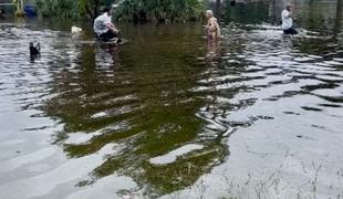 Učinki Debby se šele začenjajo, na Floridi več mrtvih #video