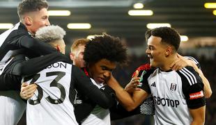 Chelsea in Fulham po 11-metrovkah, Liverpool suveren