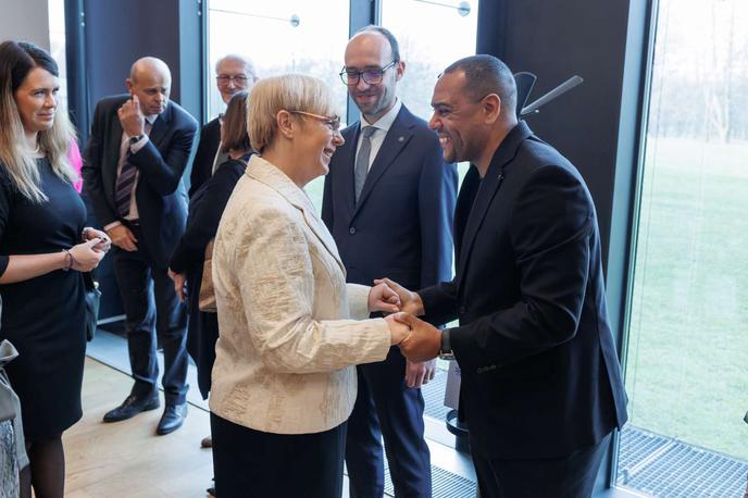 Marcos Tavares | Nekdanji nogometaš Marcos Tavares je prejel odlikovanje za navdihujoče športne dosežke, vlogo pri prepoznavnosti Slovenije v svetu ter za spodbujanje solidarnosti in dobrodelnosti. | Foto STA/Nebojša Tejić