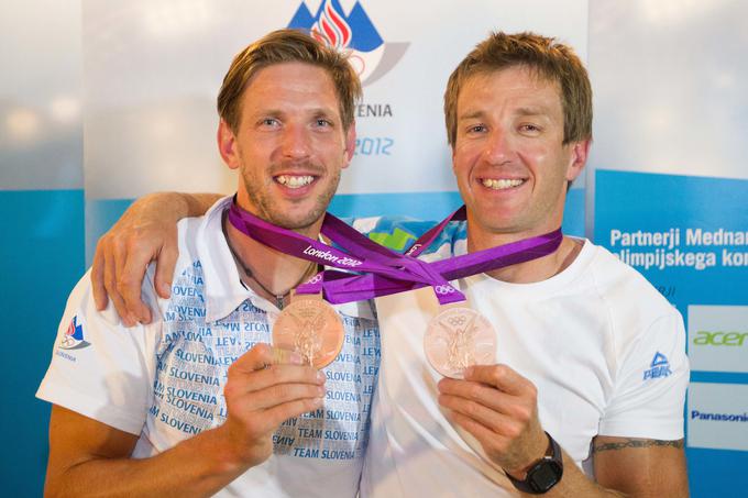 Luka Špik in Iztok Čop sta Sloveniji priveslala zadnjo olimpijsko medaljo, bron v dvojnem dvojcu leta 2012 v Londonu. | Foto: Vid Ponikvar