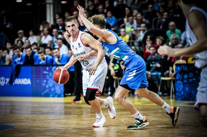 Madžarska : Slovenija, slovenska košarkarska reprezentanca | Slovenci bodo morali počakati na "revanšo" po porazu v Sombotelu. | Foto FIBA