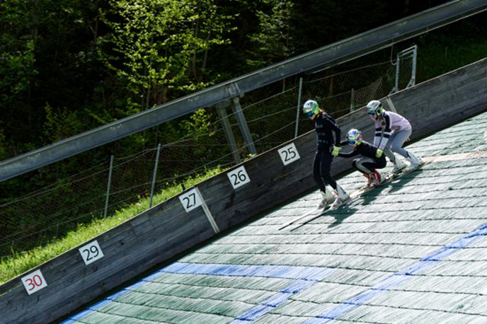 skakalke trening Žiri | Slovenske skakalke so imele popestren trening v Žirih. | Foto SloSki