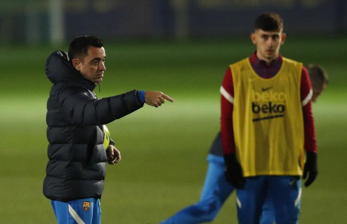 Xavi je med poletnim prestopnim rokom dobil kar nekaj okrepitev.  | Foto: Reuters