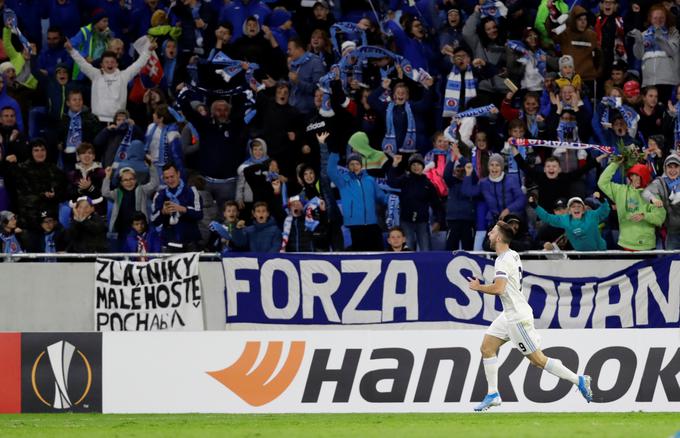 Bratislavo, kjer so ob visoki odškodnini, ki jo je Slovan odštel zanj, sprva dvomili vanj, zapušča po kar 60 golih, ki jih je v dveh letih zabil za Slovan. | Foto: Reuters