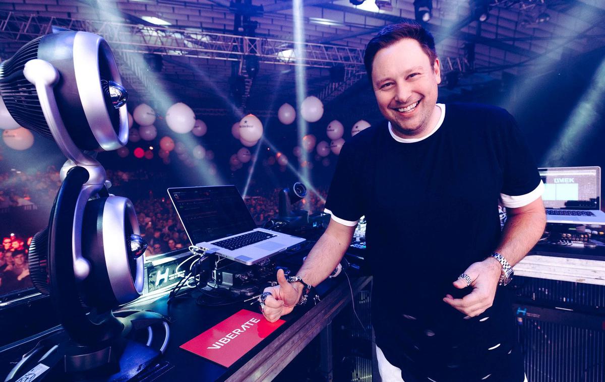 Uroš Umek | Vsak dan se na svetu odvije nešteto odličnih glasbenih dogodkov, a vsi ne dosežejo ciljne publike. Umek je zato z Viberatom ustvaril aplikacijo, ki bo počela prav to - na enem mestu zbirala aktualna dogajanja na glasbeni sceni. | Foto Žiga Intihar