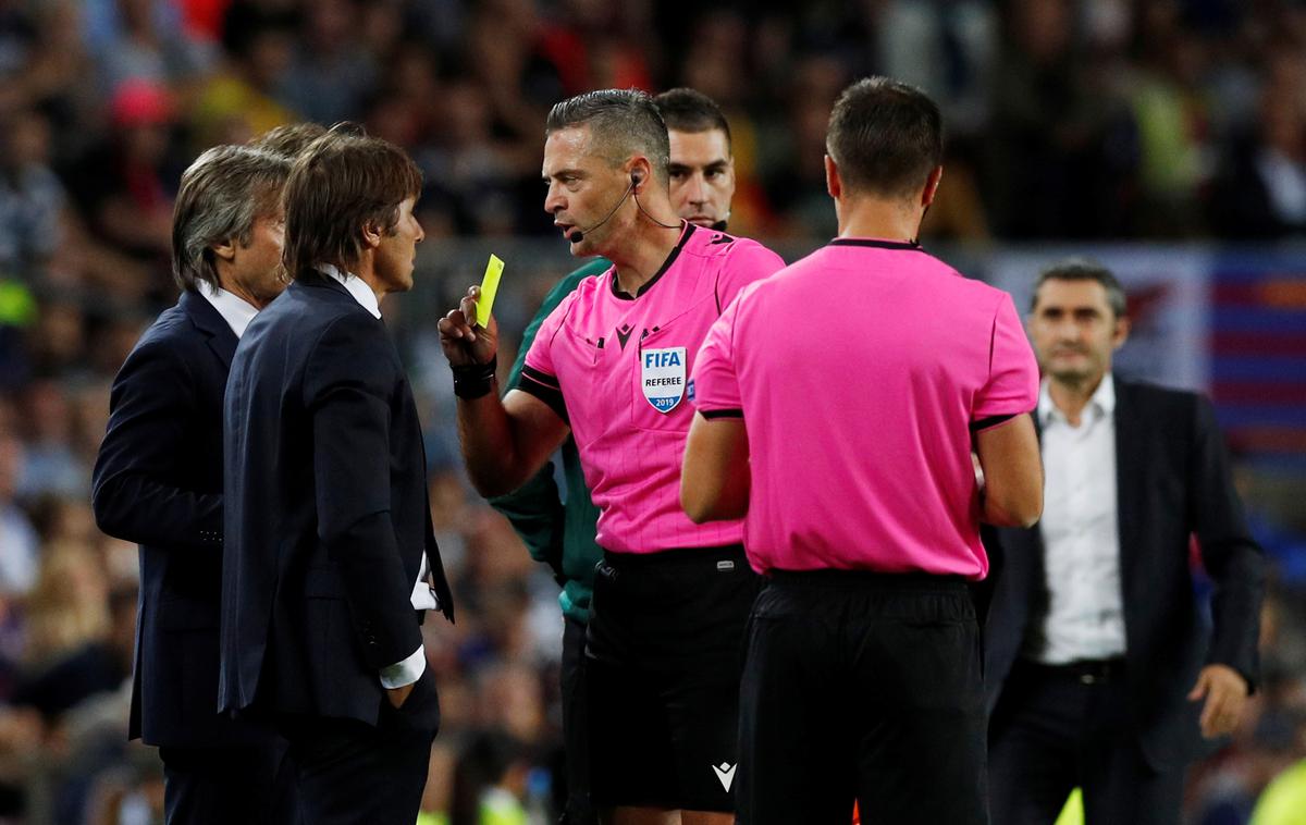 Antonio Conte | Damir Skomina je sodil sredin derbi na Camp Nouu med Barcelono in Interjem. | Foto Reuters