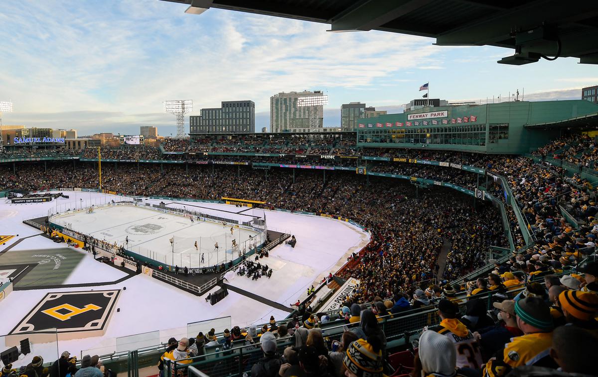 Zimska klasika, Boston | V zimski klasiki na Fenway Parku sta se pomerila Boston in Pittsburgh. | Foto Reuters