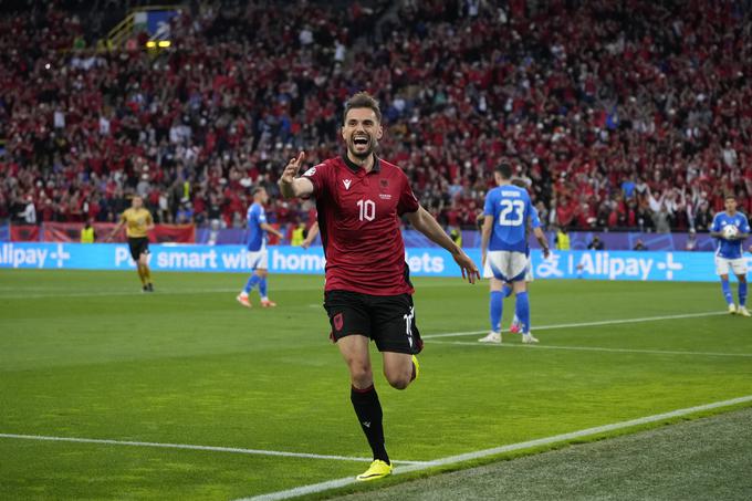 Nedim Bajrami je zabil najhitrejši gol v zgodovini evropskih prvenstev. | Foto: Guliverimage