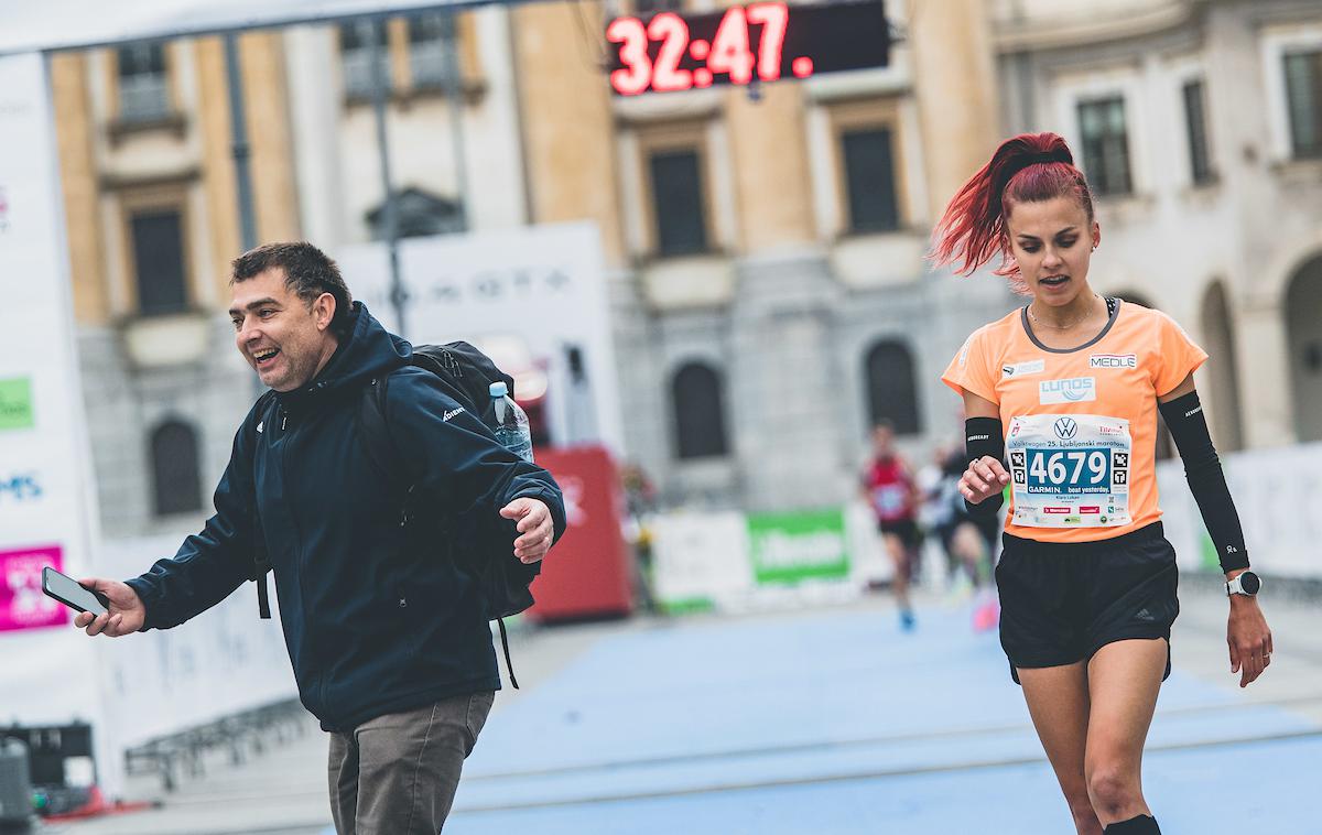 Klara Lukan | 21-letna Klara Lukan je za kar 51 sekund popravila državni rekord v cestnem teku na deset km. Nova znamka zdaj znaša 32 minut in 32 sekund. | Foto Grega Valančič/Sportida