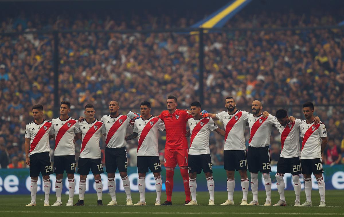 River Plate Boca Juniors | V klubu River Plate menijo, da mora biti tekma odigrana v Argentini. | Foto Reuters