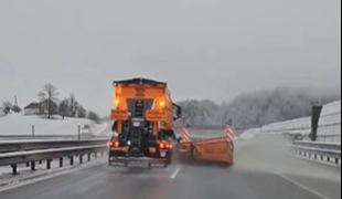 Hladna fronta na jugu države prinesla sneg do nižin #video