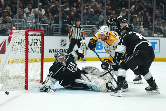 Los Angeles Kings : Nashville Predators | Kralji so vknjižili deseti poraz na zadnjih 11 tekmah. | Foto Reuters