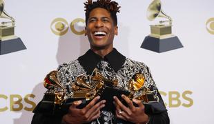 Na Grammyjih slavil Jon Batiste, oglasil se je tudi Zelenski