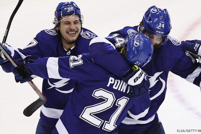 Tampa Bay Lightning Brayden Point | Brayden Point je v petem podaljšku Tampi prinesel prvo zmago v končnici. | Foto Getty Images