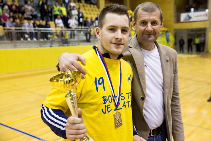 zarabec mvp pokal | Foto: Vid Ponikvar