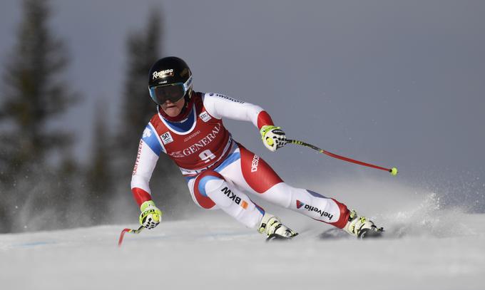 Zmagovalka Söldna Lara Gut bo poskušala v lake Louisu ujeti Mikaelo Shiffrin. | Foto: Reuters