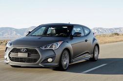 Hyundai veloster športno podobo dopolnjuje s turbom