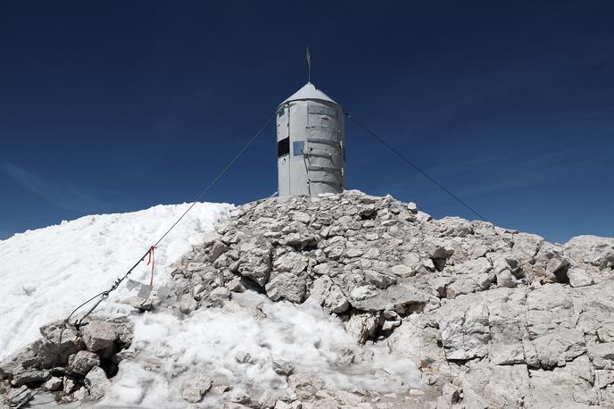 Aljažev stolp 2017 poškodbe | Foto Arhiv ZVKDS