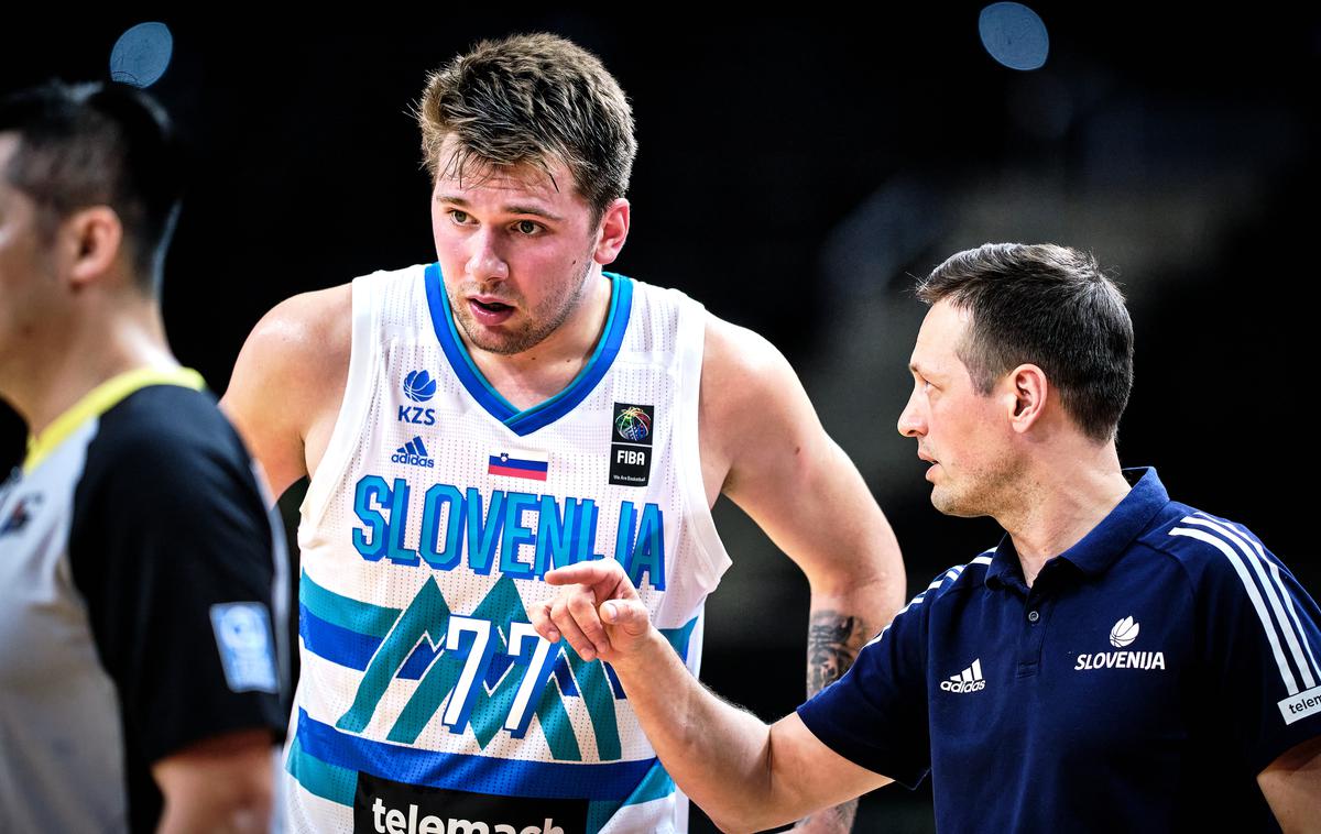 Luka Dončić | Selektor Aleksander Sekulić je skupaj z izbranci le še dve zmagi oddaljen od olimpijskih iger. | Foto Hendrik Osula/FIBA