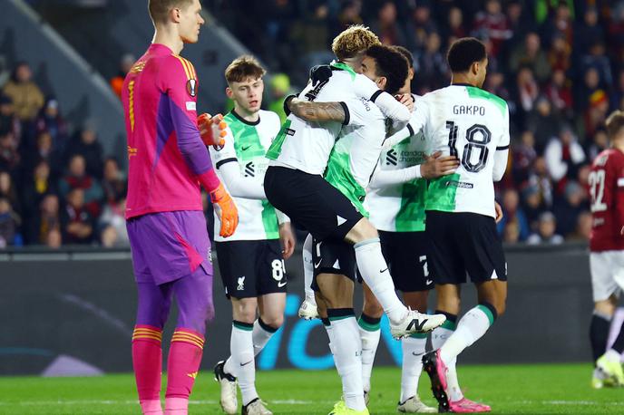 Liga Europa: Sparta - Liverpool | Liverpool je v Pragi napolnil mrežo Sparte. | Foto Reuters