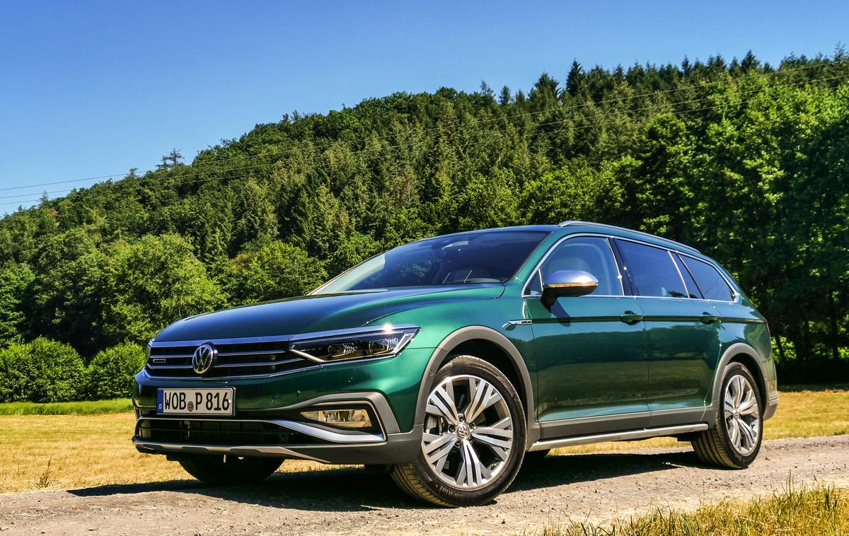 Volkswagen passat | Za zdaj še ni jasno, kje bo Volkswagen izdeloval passata. Turčija se zdi vse bolj oddaljena, v igri je zdaj tudi Slovaška. | Foto Gašper Pirman