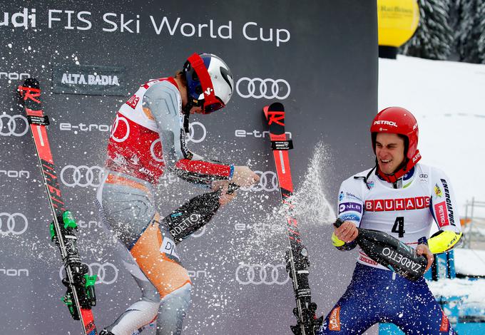 Na odru so si najboljši trije dali duška. | Foto: Reuters