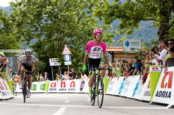 Colombian star is the here of the third stage, Primož Roglič third! #video