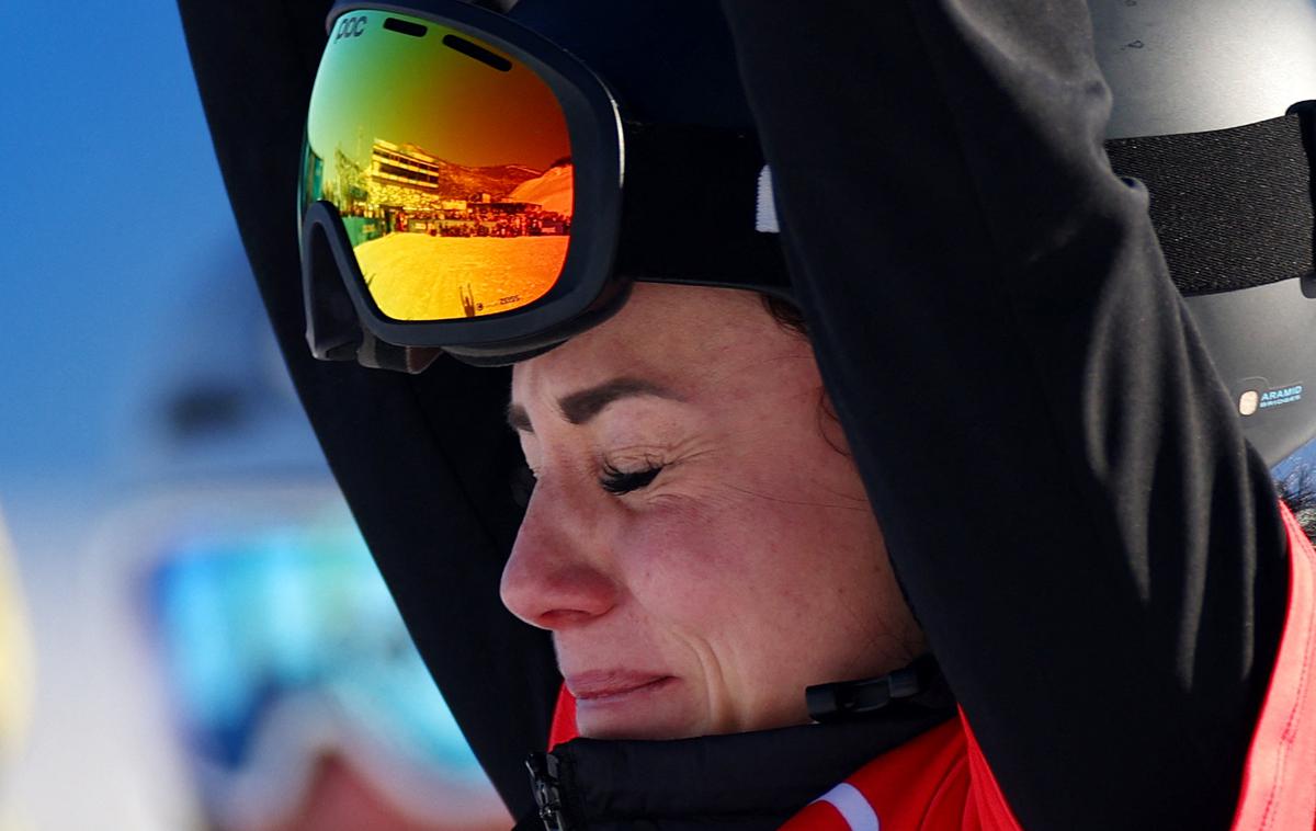 bron Gloria Kotnik Peking | Najboljša slovenska deskarka Gloria Kotnik je na olimpijskih igrah v Pekingu poskrbela za pravo senzacijo. Dva meseca po vrnitvi s porodniškega dopusta je osvojila bronasto olimpijsko medaljo.  | Foto Reuters