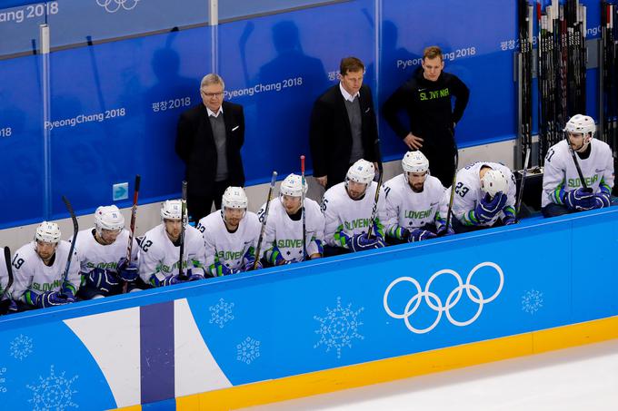 Slovenski selektor Kari Savolainen je že pred olimpijskimi igrami opozarjal na torkovo tekmo. Bo njegovim varovancem uspel nov podvig? | Foto: Stanko Gruden, STA