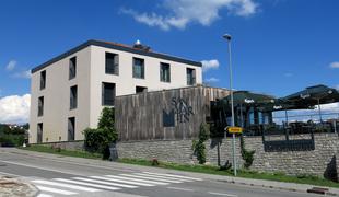 San Martin: hotelska restavracija nad briškimi vinogradi