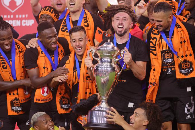 Pokalna lovorika je pripadla nogometašem Houston Dynamo. | Foto: Reuters