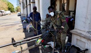 "Groza, ki se odvija v Sudanu, nima meja"