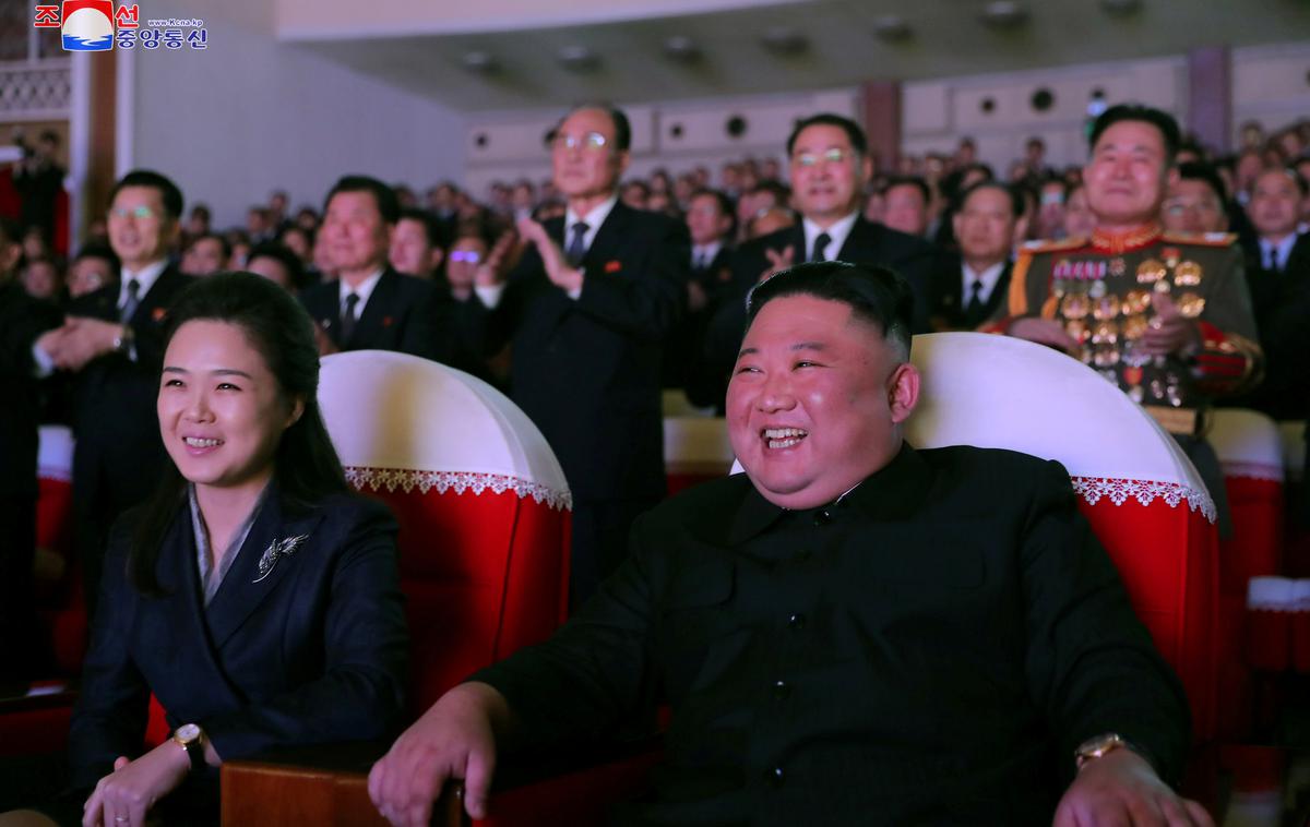 Ri Sol-ju, Kim Jong-un | Foto Reuters