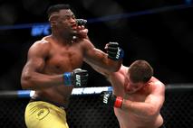 Stipe Miočić Francis Ngannou UFC 220