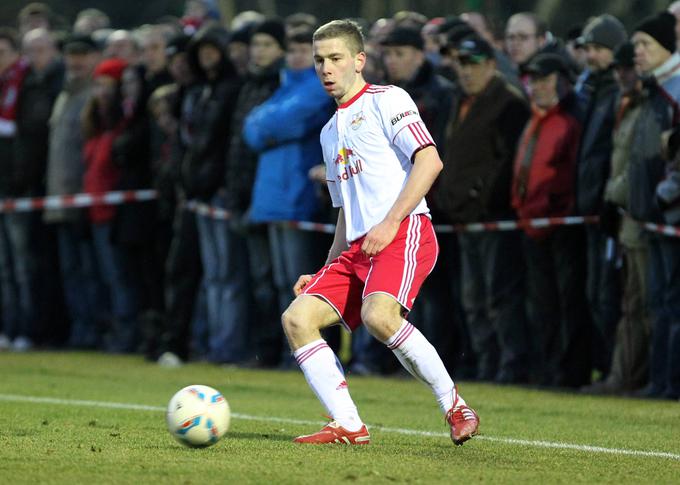 Pred desetimi leti je bil na preizkušnji pri nemškem četrtoligašu RB Leipzig, ki se je takrat začel vzpenjati proti višjim ligam, a ga rdeči biki (fotografija je s prijateljske tekme proti moštvu Eintracht Trier) niso sprejeli. Nato se je vrnil v Slovenijo in zaigral za Domžale. | Foto: Guliverimage/Vladimir Fedorenko