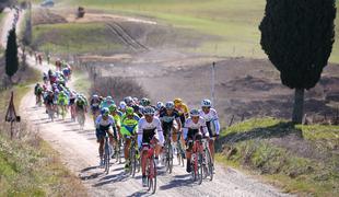 Med kolesarsko smetano na Strade Bianche tudi pet Slovencev