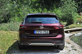 Opel insignia country tourer