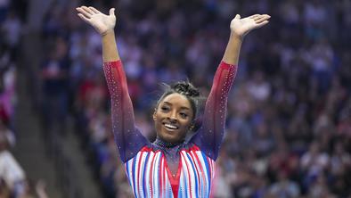 Simone Biles z zmago v mnogoboju še tretjič na OI