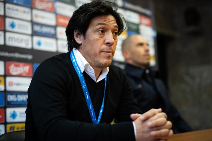 Mauro Camoranesi | Mauro Camoranesi želi trenirati Tabor tudi v prihodnji sezoni. | Foto SPS/Sportida