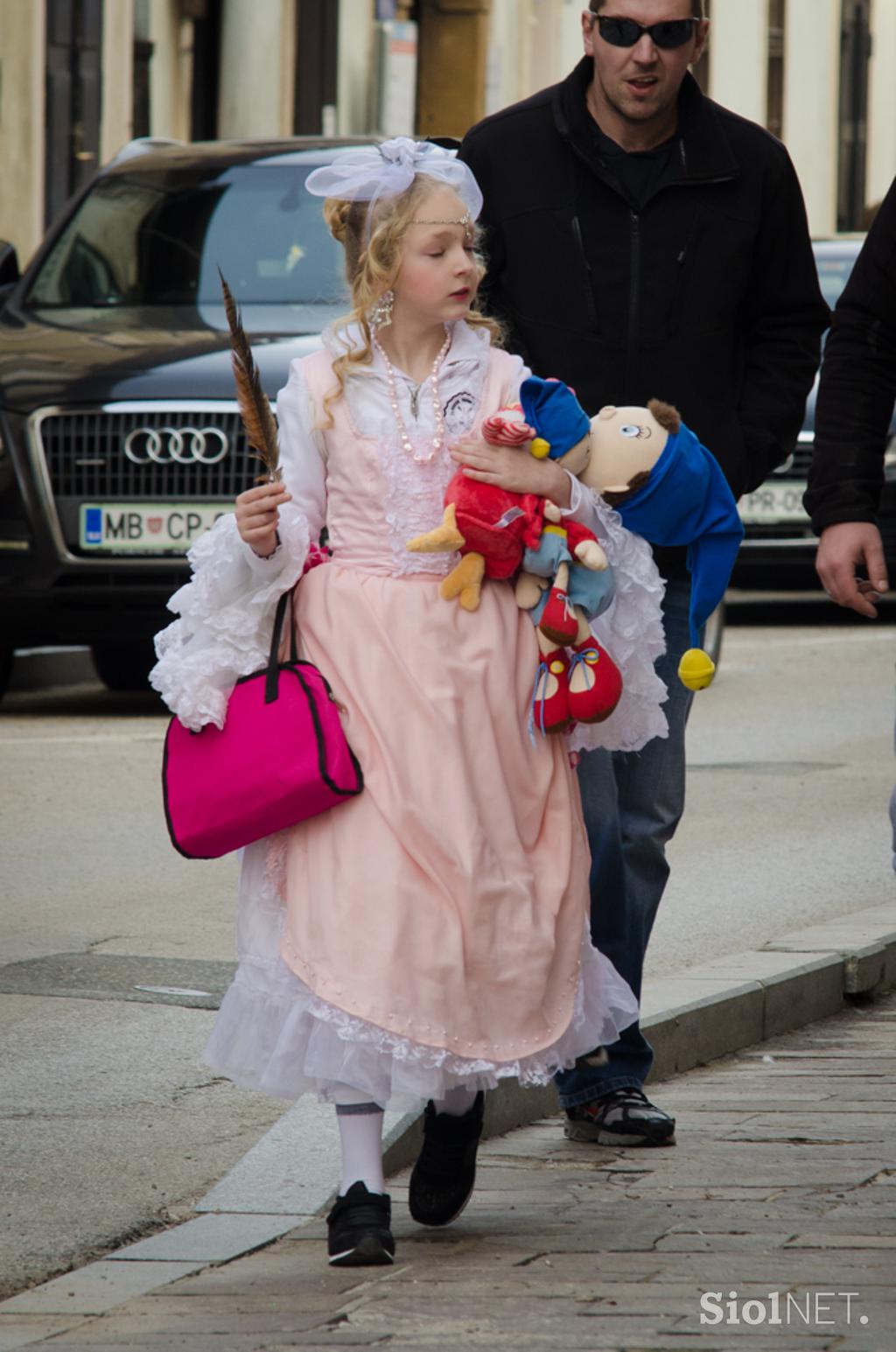 pust Ptujski karneval povorka Ptuj