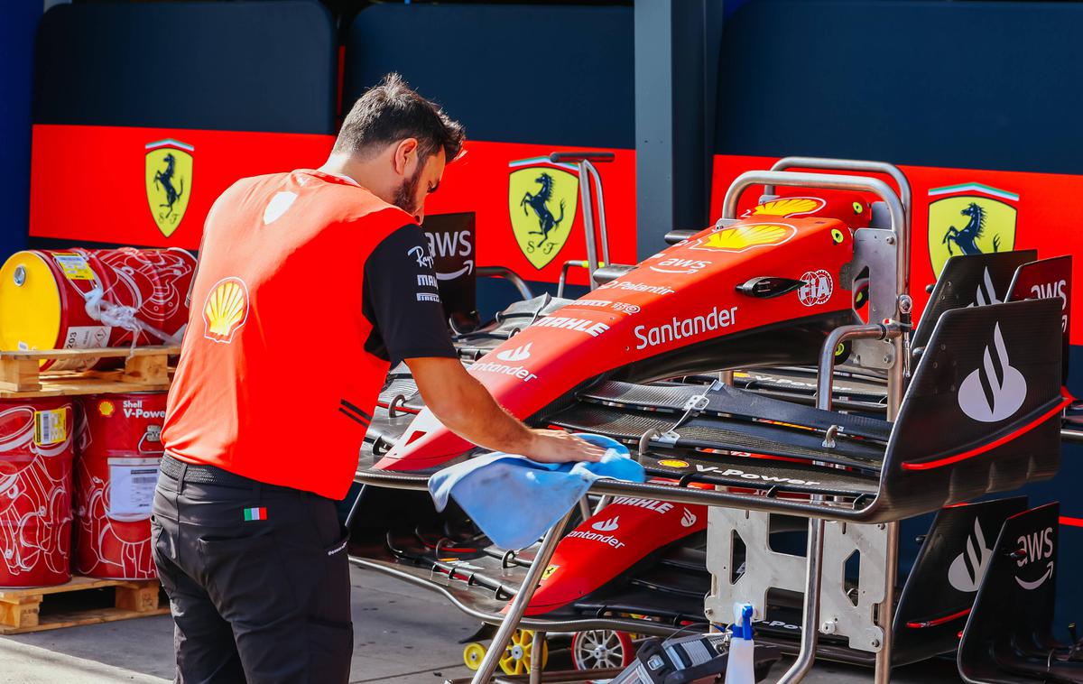 Melbourne paddock | V sredo je bilo v Albert Parku že vse pripravljeno za začetek dirkaškega konca tedna. | Foto Guliver Image