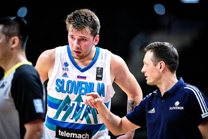 Luka Dončić | Selektor Aleksander Sekulić je skupaj z izbranci le še dve zmagi oddaljen od olimpijskih iger. | Foto Hendrik Osula/FIBA